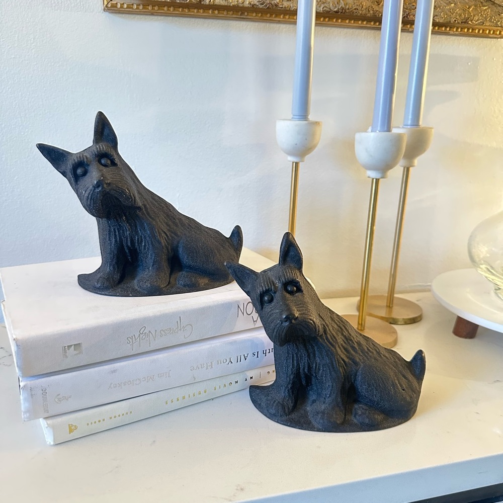 Vintage Cast Iron Scottie Dog Bookends